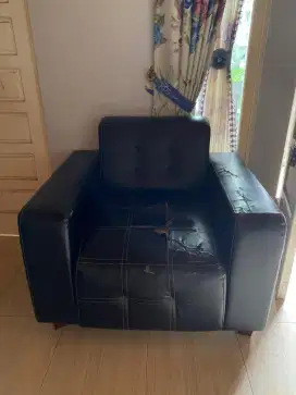 Jual cepat kurai sofa