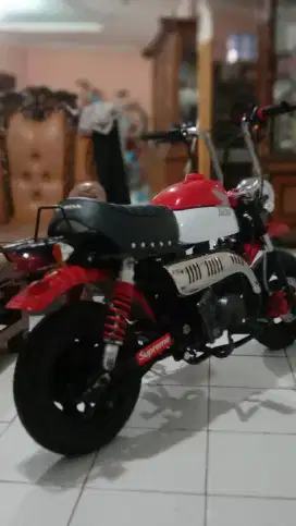 Honda monkey custom