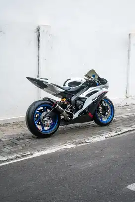 Modifikasi 200 Jutaan Yamaha YZF - R6 White Th. 2017 (pmk)