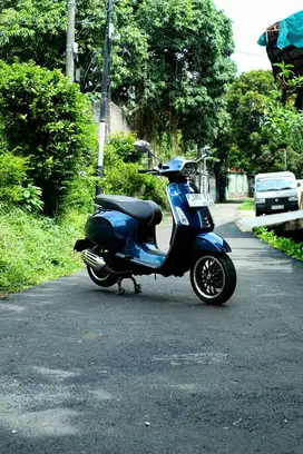 PIAGGIO VESPA MATIC SPRINT 150 IGET FACELIFT 2023 BISA KREDIT