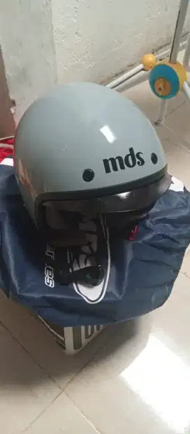 Helm dewasa Mds Magnum grey