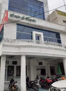 Gedung Kantor 35 Ruang Kerja Tabayama di Marga Jaya Bekasi Dijual