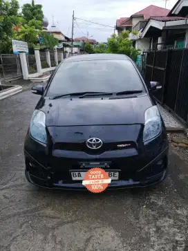 Dijual Yaris 2012 tipe E Manual