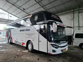 Hino RK8 R260 Airsuspensi Tahun 2019 asli wisata