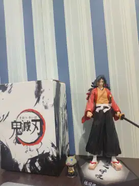 Action Figure Demon Slayer (Yorichi Tsugikuni)