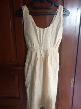 Dijual dress perempuan uk S