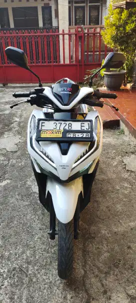 Dijual motor Vario 125cc surat lengkap pajak mati setahun