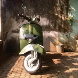 VESPA SUPER 1977