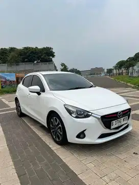 [Pajak Panjang] Mazda 2 R AT 2015