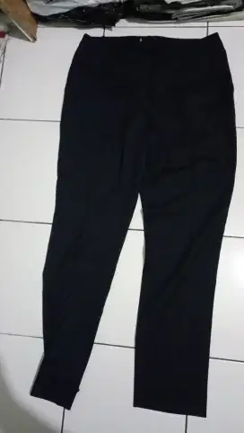 h n m golf size 30, LP: 41cm ,kondisi baru,jual 100k