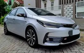 Corolla Altis 1.8 V At 2017 (istimewa)