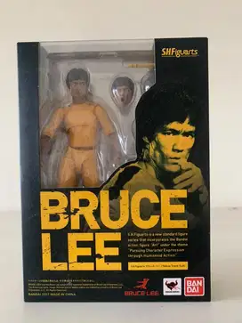 Bruce Lee Figure SHFiguarts Bandai