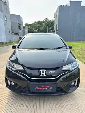 Honda Jazz 1.5 RS CVT 2015 Matic (Hitam)