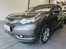 Honda HR-V 1.5 E CVT Bensin Matic 2016