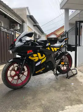 Suzuki gsx r pajak panjang low km 15rb