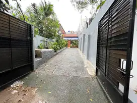 Disewakan Paviliun Setengah Rumah di Jalan Wijaya 2 Jakarta Selatan