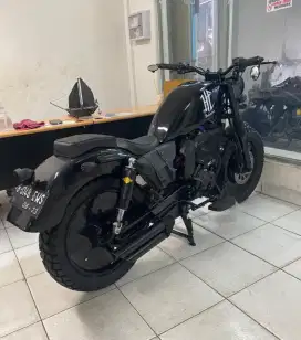 Dijual Cepat Motor Custom Yamaha byson dari Gyms Garage