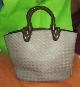 TAS TANGAN  ELEGANT