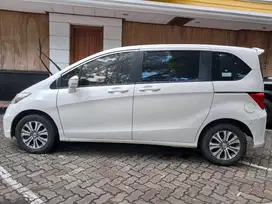 Honda Freed 2013 Bensin Over Kredit