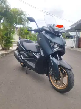 Yamaha xmax ,x max 250 conected