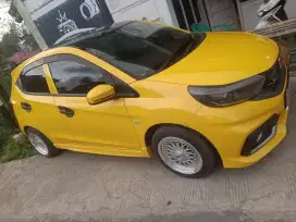 Honda brio tahun 2021