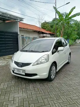 [Gress Mobil Kutisari] JAZZ RS 2011 METIK,BERGARANSI