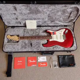 Fender american professional 2017 candy apple red