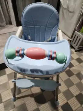 baby chair (tempat duduk untuk makan baby)