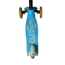 Maxi Micro Deluxe Foldable - Skuter Lipat Anak Roda Tiga