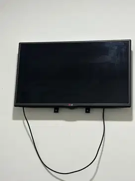 Televisi Merk LG 32”