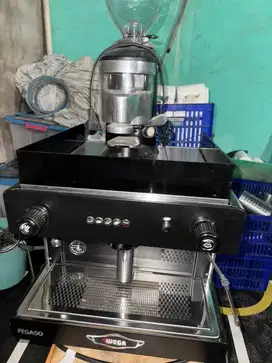 Jual cpat mesin kopi Wega kondisi bagus normal th prodksi 2019