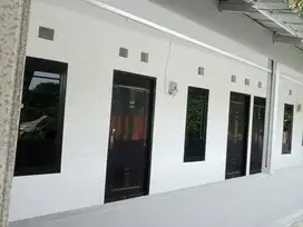 Pasang Partisi - Plafon Gypsum / PVC + Kusen Pintu Alumunium + Cat