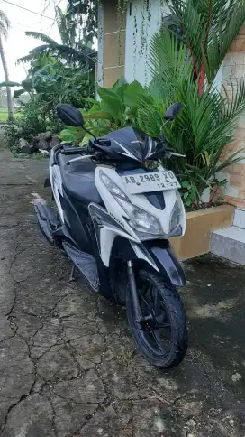 Vario 125 fi 2012  Pajak hidup Mesin bagus Stnk bpkb lengkap