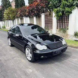 Mercedes Benz W203 C240 Sunroff 2004 AT Elegance original Siap pakai