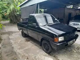 Isuzu Panther pic up 2.5cc mt 2002 istmw tinggal Pake siap Tt