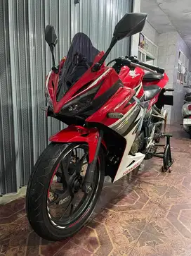 Honda cbr 150 facelift 2017 low KM