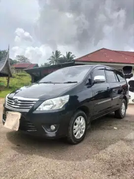 Innova G Diesel AT 2012