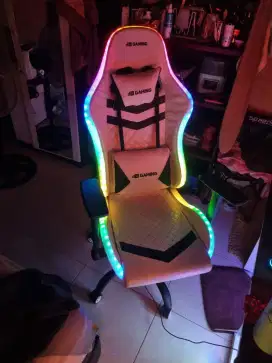 Kursi Gaming Cameron RGB