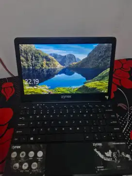 Dijual Laptop Zyrex 232 Mini 64