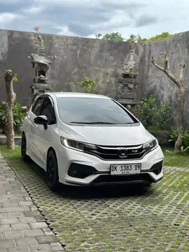 JAZZ RS 2018 FACELIFT MATIC ASLI BALI LOW KM