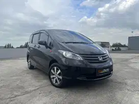 Honda Freed 1.5 S A/T 2011