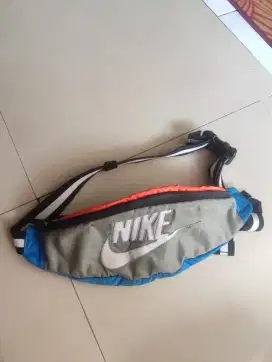 tas waist bag bekas pemakaian