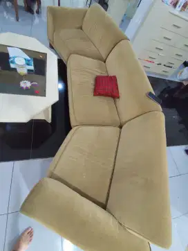 Sofa 1 set kondisi layak pakai