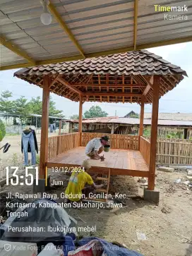 Gazebo kayu jati dan mahoni