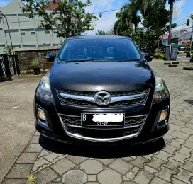 Mazda 8 th 2012