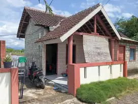 Rumah dekat Taman Blambangan dan Pantai Boom Banyuwangi