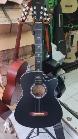 Gitar string pemula ymh