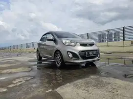 KIA Picanto 1.2 2013/2014 murah Dp minim