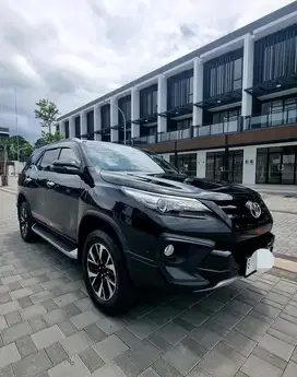 TOYOTA FORTUNER VRZ  TRD  tdp  5jt termurah