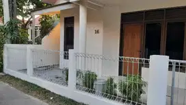 RUMAH DIJUAL LOKASI STRATEGIS DEKAT PUSAT KOTA